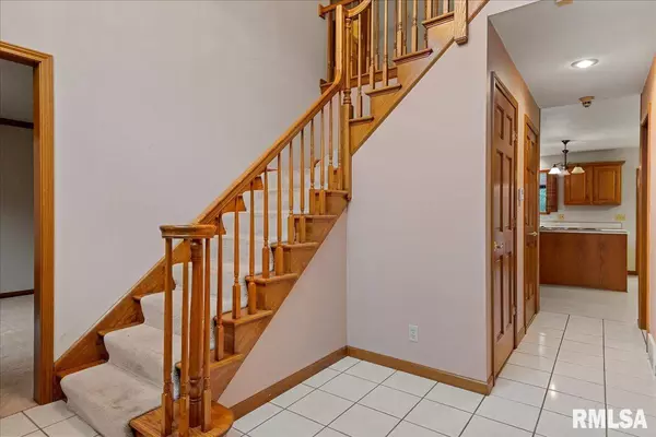 Springfield, IL 62712,2311 CHESAPEAKE LNDG