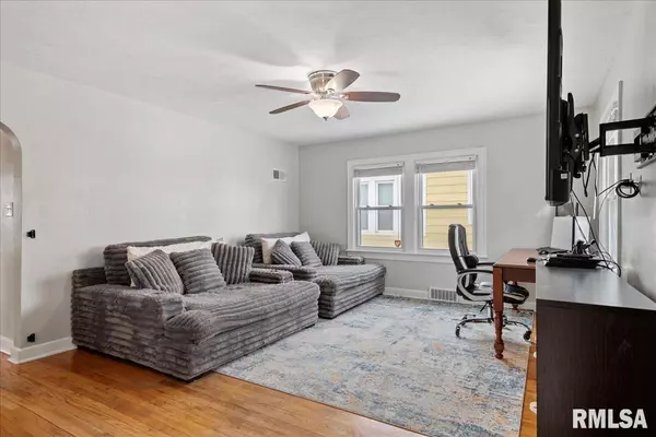 Springfield, IL 62703,2357 S 8TH ST