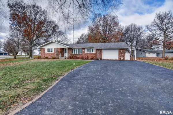 Morrisonville, IL 62546,101 N MONROE ST