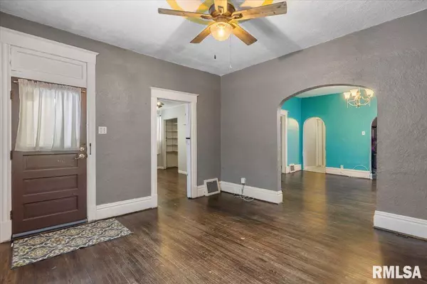 Springfield, IL 62704-2845,524 W VINE ST