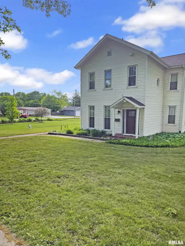 Mt Sterling, IL 62353,307 NW CROSS ST