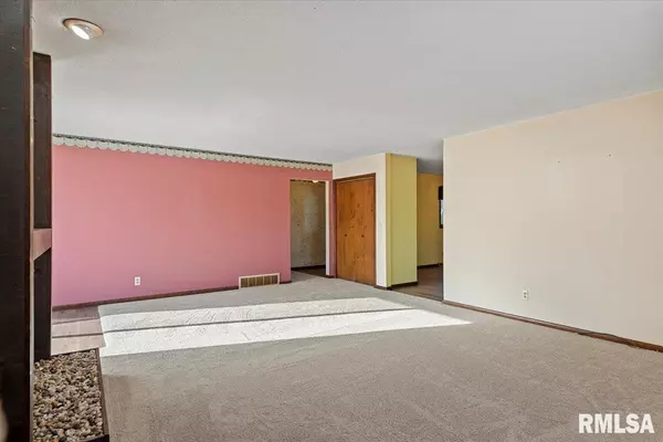 Springfield, IL 62702,2540 DELAWARE DR