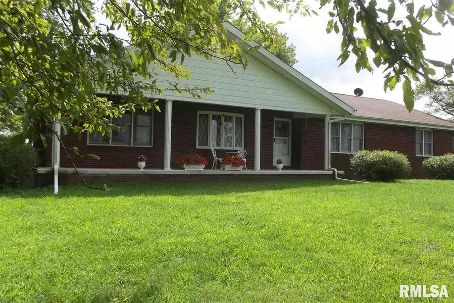 16703 Emmerson Airline RD, Girard, IL 62264-0000