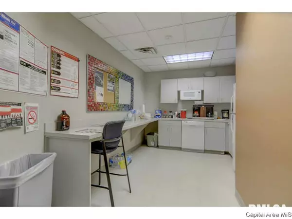 Springfield, IL 62704,2651 FARRAGUT DR