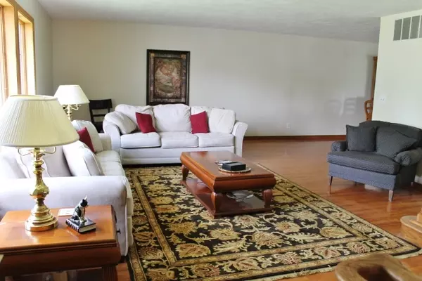 Carterville, IL 62918,106 Cannon DR