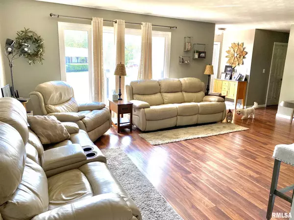 Carterville, IL 62918,300 TIMOTHY LN