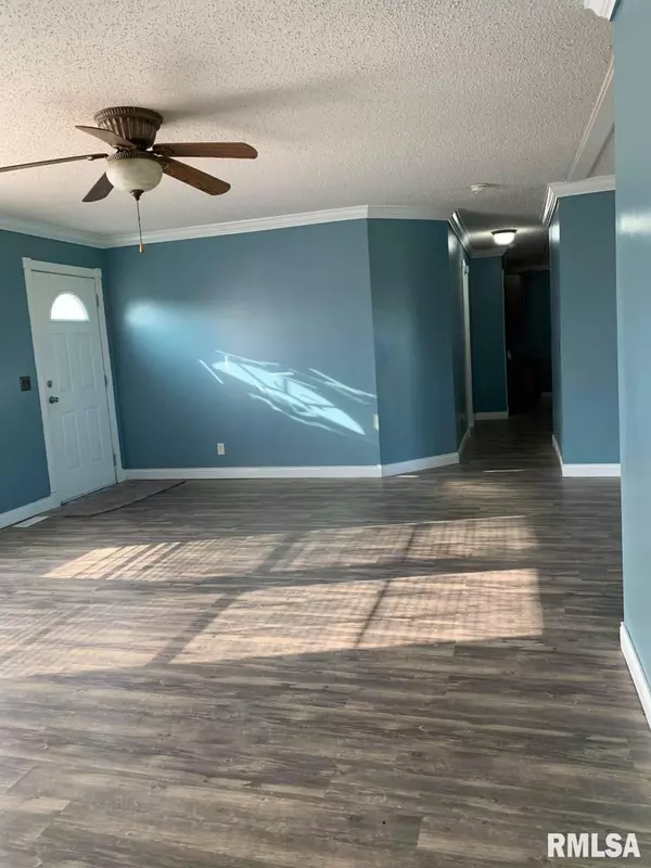 Anna, IL 62906,2565 Body Barn RD