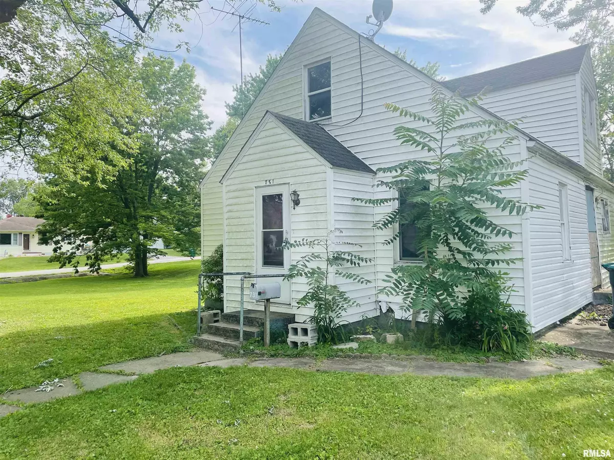 Carlyle, IL 62231,731 16TH ST