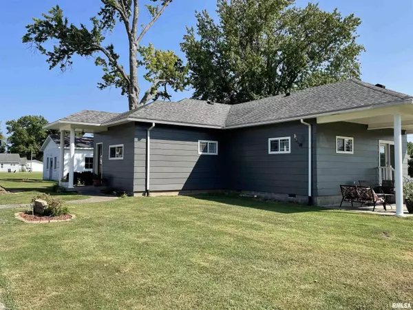 Valier, IL 62891,210 W Rea ***