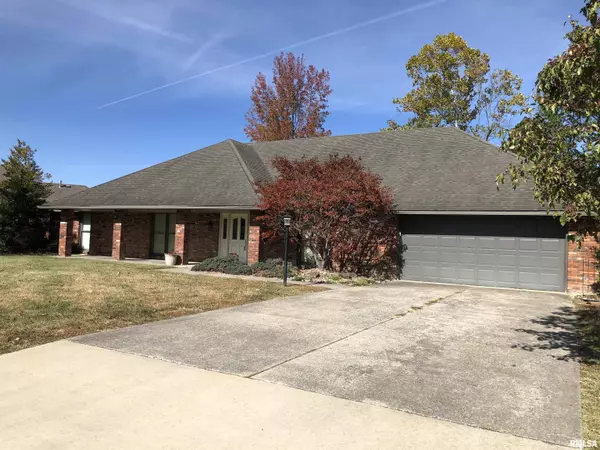 Marion, IL 62959,1605 Eugene DR