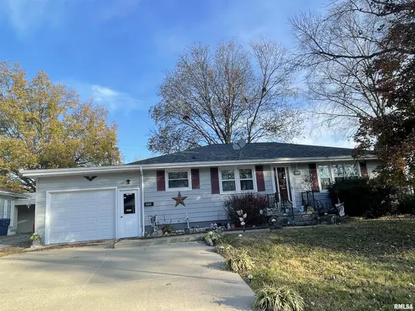 212 PARK LN, Carmi, IL 62821