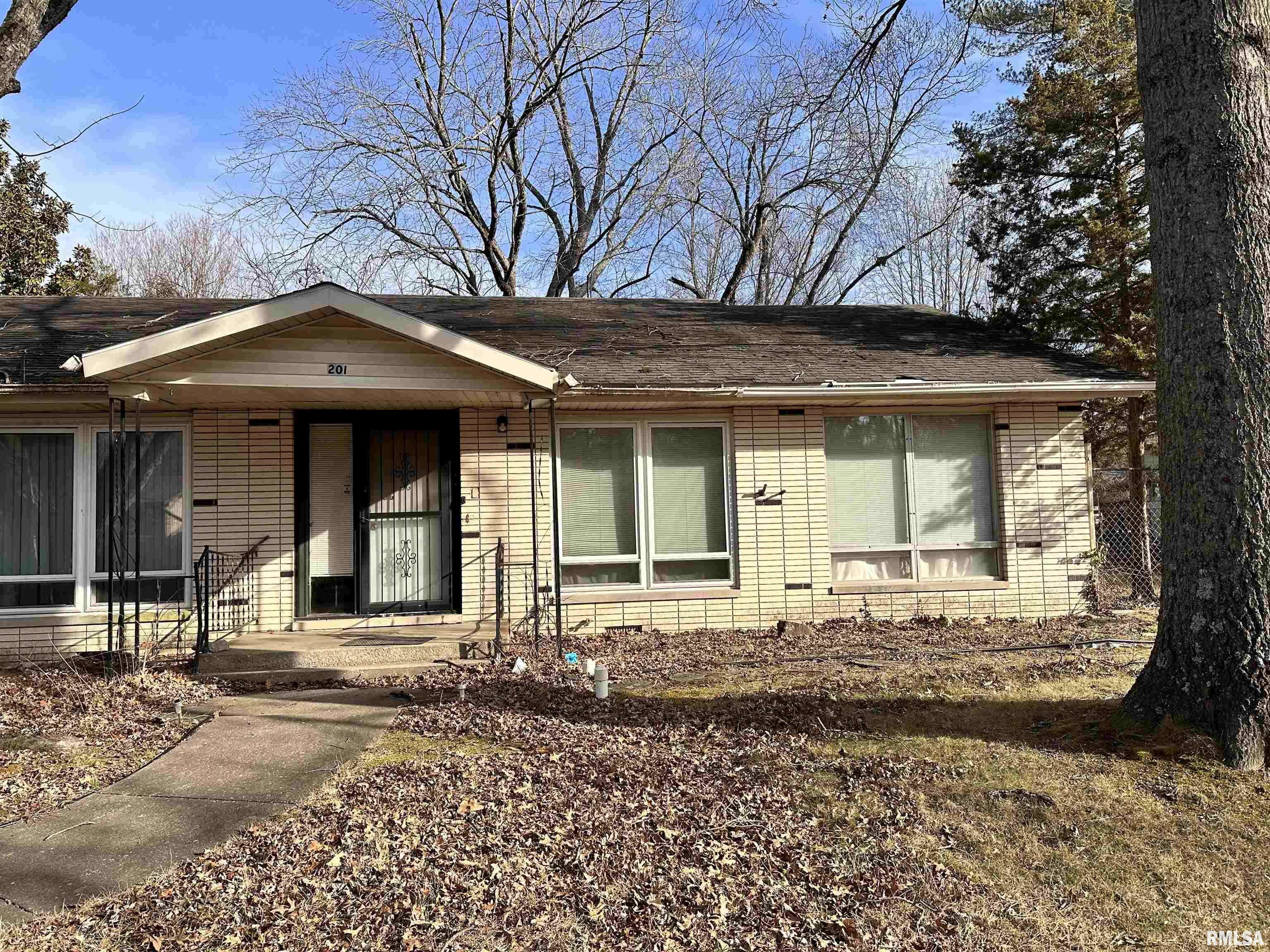 201 S GLENVIEW DR, Carbondale, IL 62901