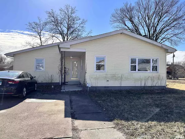 Salem, IL 62881,425 E Boone ST