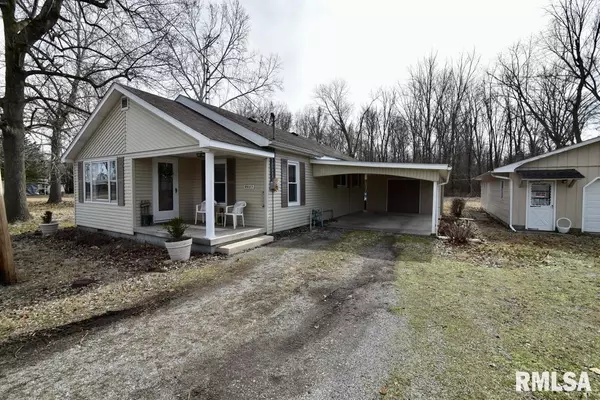 West Frankfort, IL 62896,1206 W ELM ST