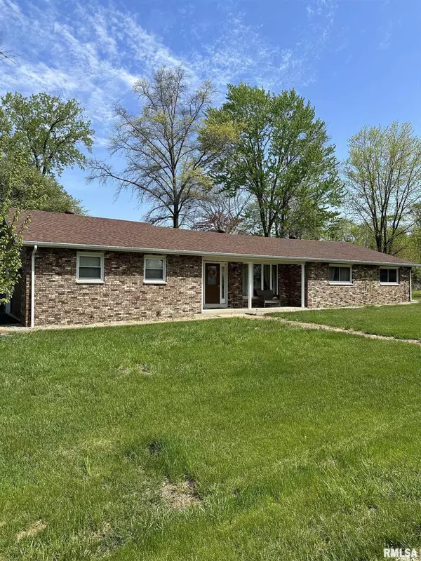 226 DODGE LN, Duquoin, IL 62832