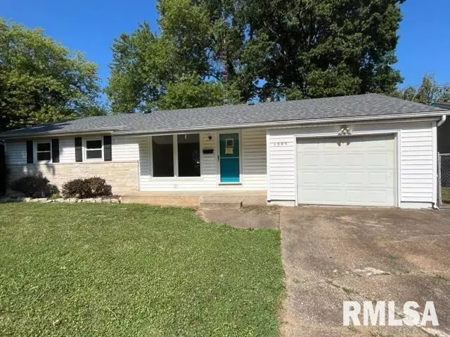 1005 Marlinda DR, Murphysboro, IL 62966