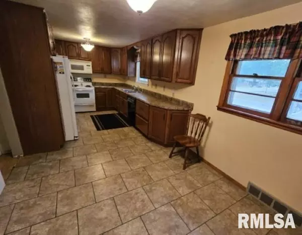 Mt Vernon, IL 62864,7 EVERGREEN PL