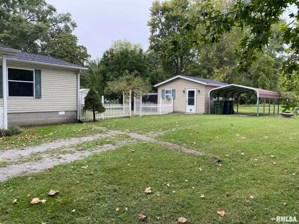 Cambria, IL 62915,202 Rowatt ST