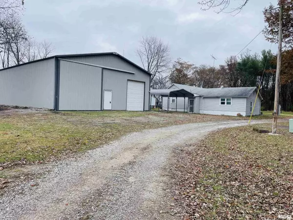 Boulder, IL 62231,19235 Boulder RD