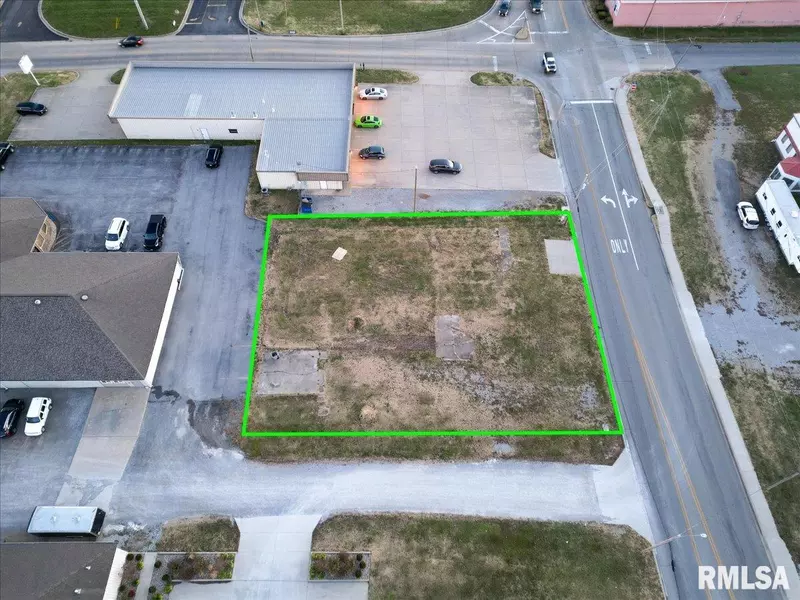 000 N Carbon ST, Marion, IL 62959