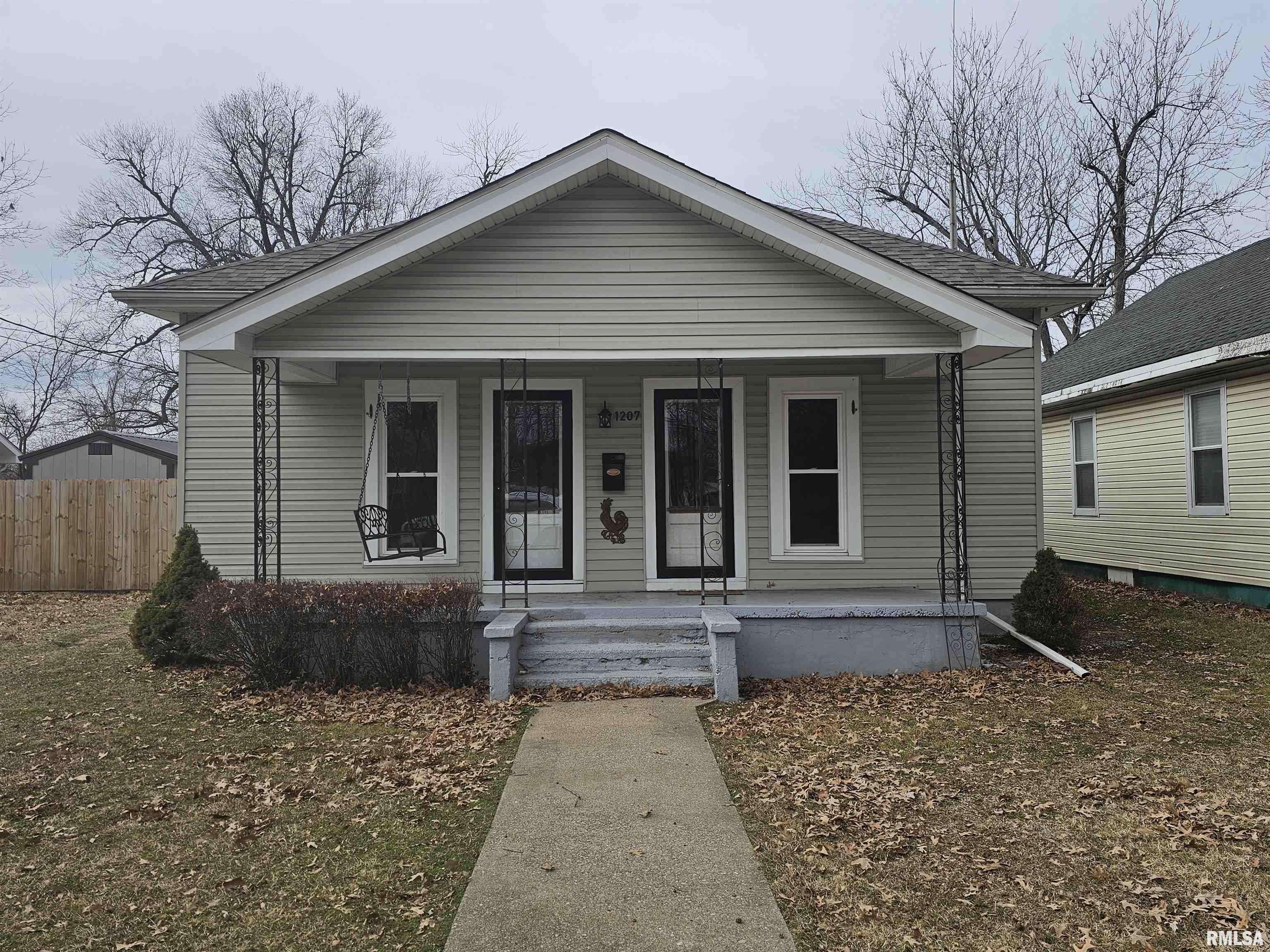 1207 NORTH AVE,  Metropolis,  IL 62960