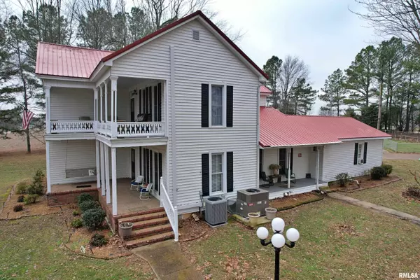 Brookport, IL 62910,2421 Pell RD