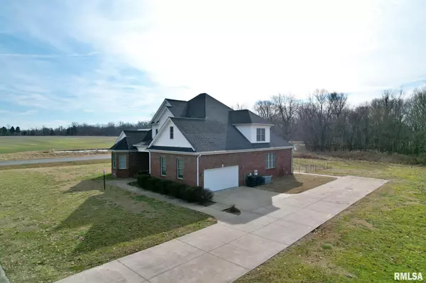 Metropolis, IL 62960,10 DEERFIELD LN