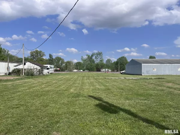 Bonnie, IL 62816,265 N IL Hwy 37