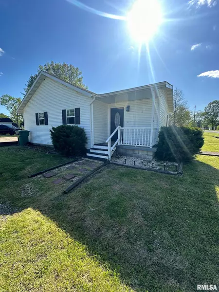 206 BENEDICT ST, Valier, IL 62891