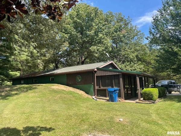 7924 Riepe Ridge RD, Metropolis, IL 62960