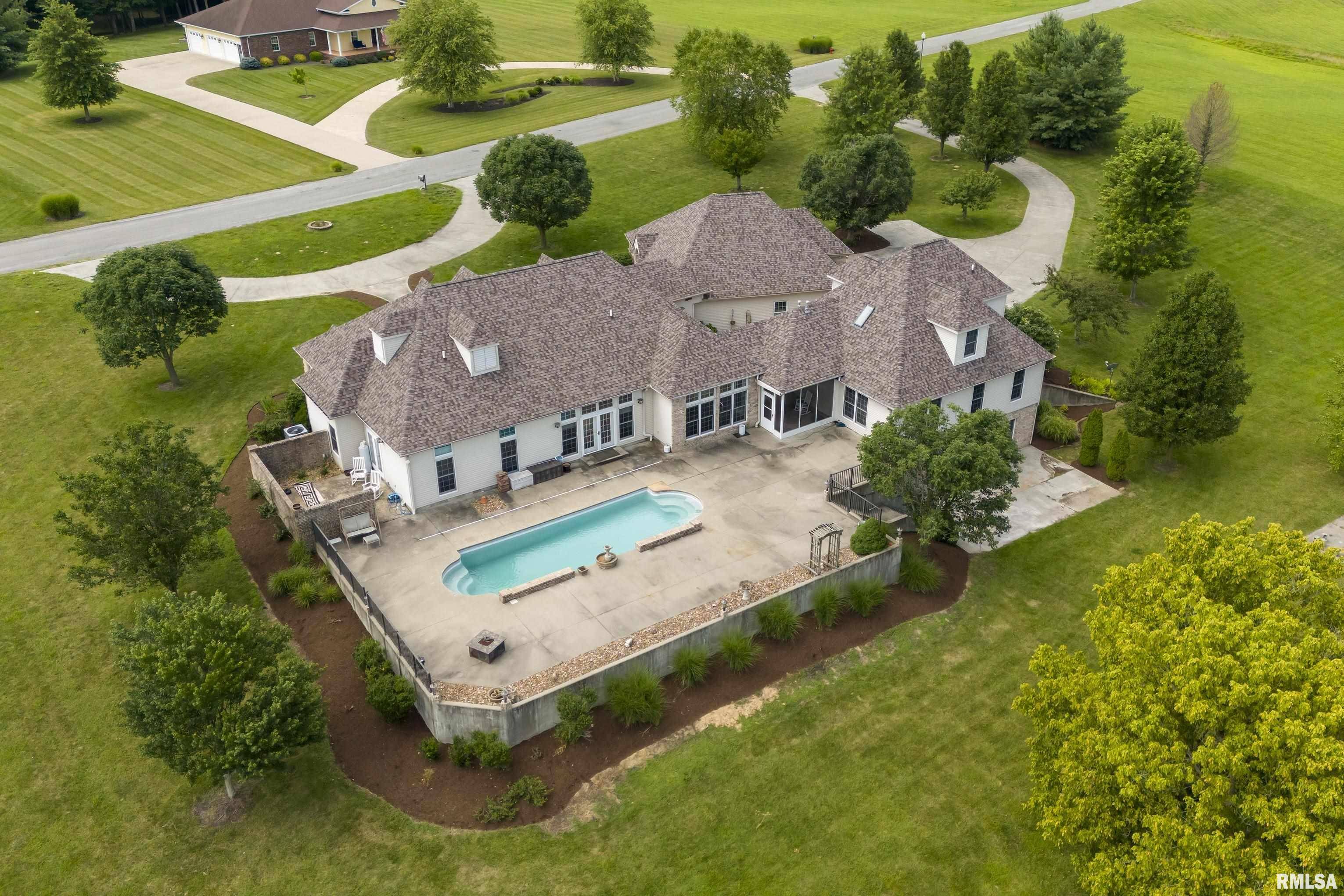 Murphysboro, IL 62966,3700 ARIEL DR