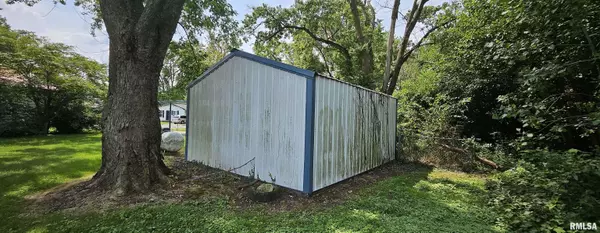 Mcclure, IL 62957,79 Choctaw DR