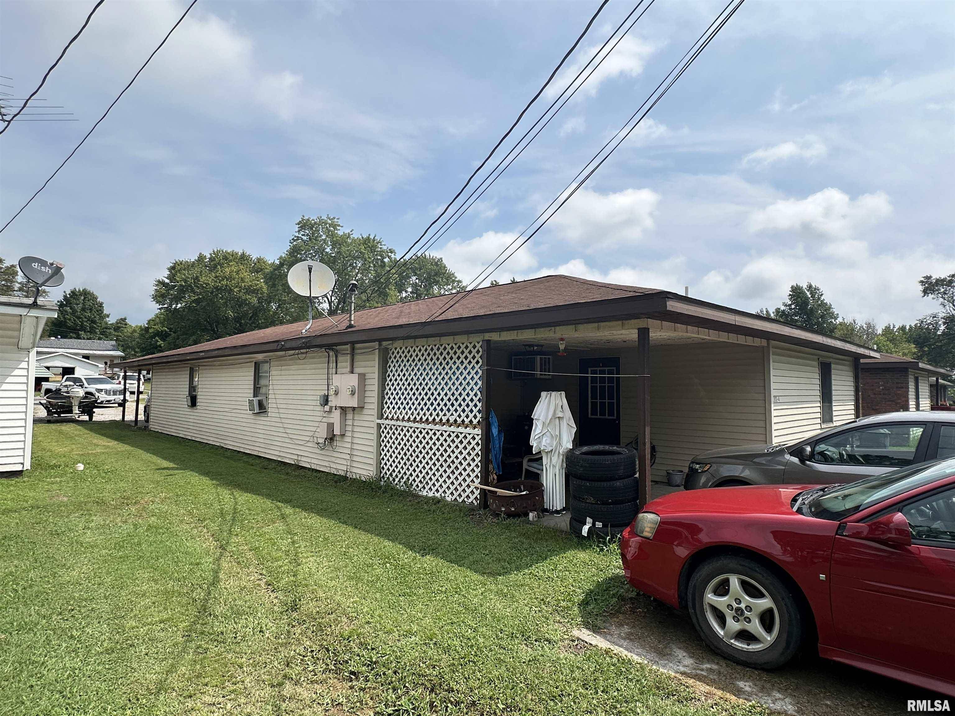 Murphysboro, IL 62966,2202 ILLINOIS AVE #3 & 4