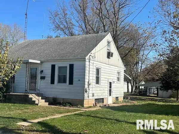 Pinckneyville, IL 62274,404 N SULLIVAN ST