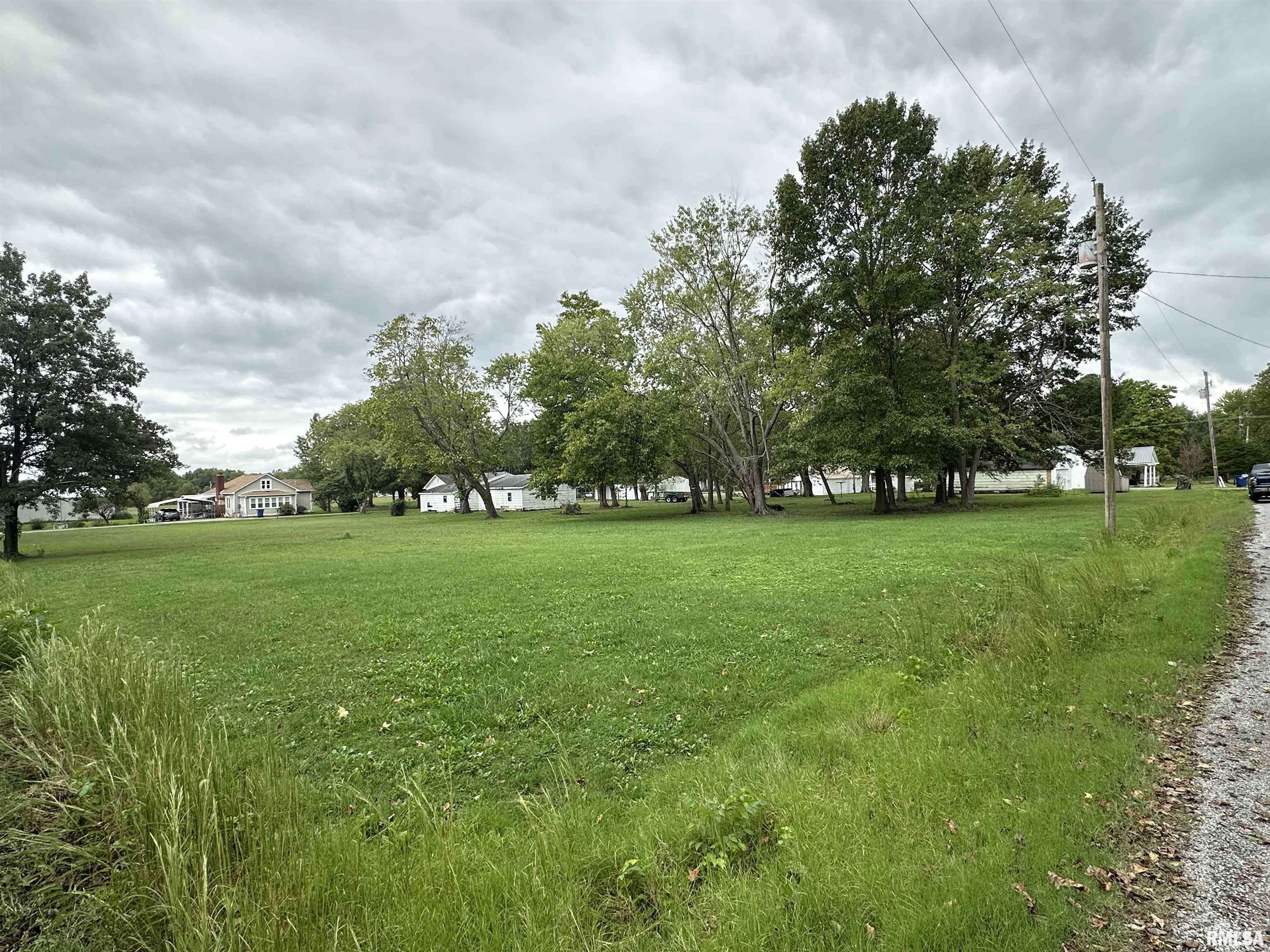 000 SUNNYSLOPE ST, West Frankfort, IL 62896