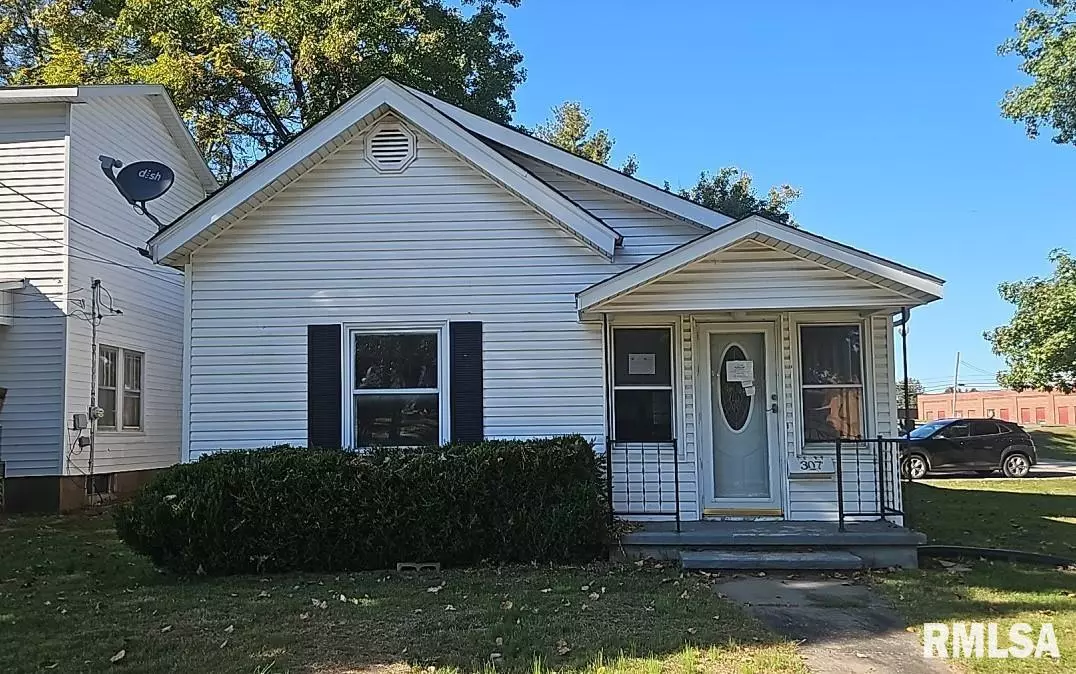 Anna, IL 62906,307 MORGAN ST