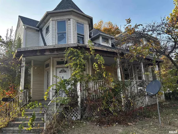 Mcleansboro, IL 62859,300 N PEARL ST