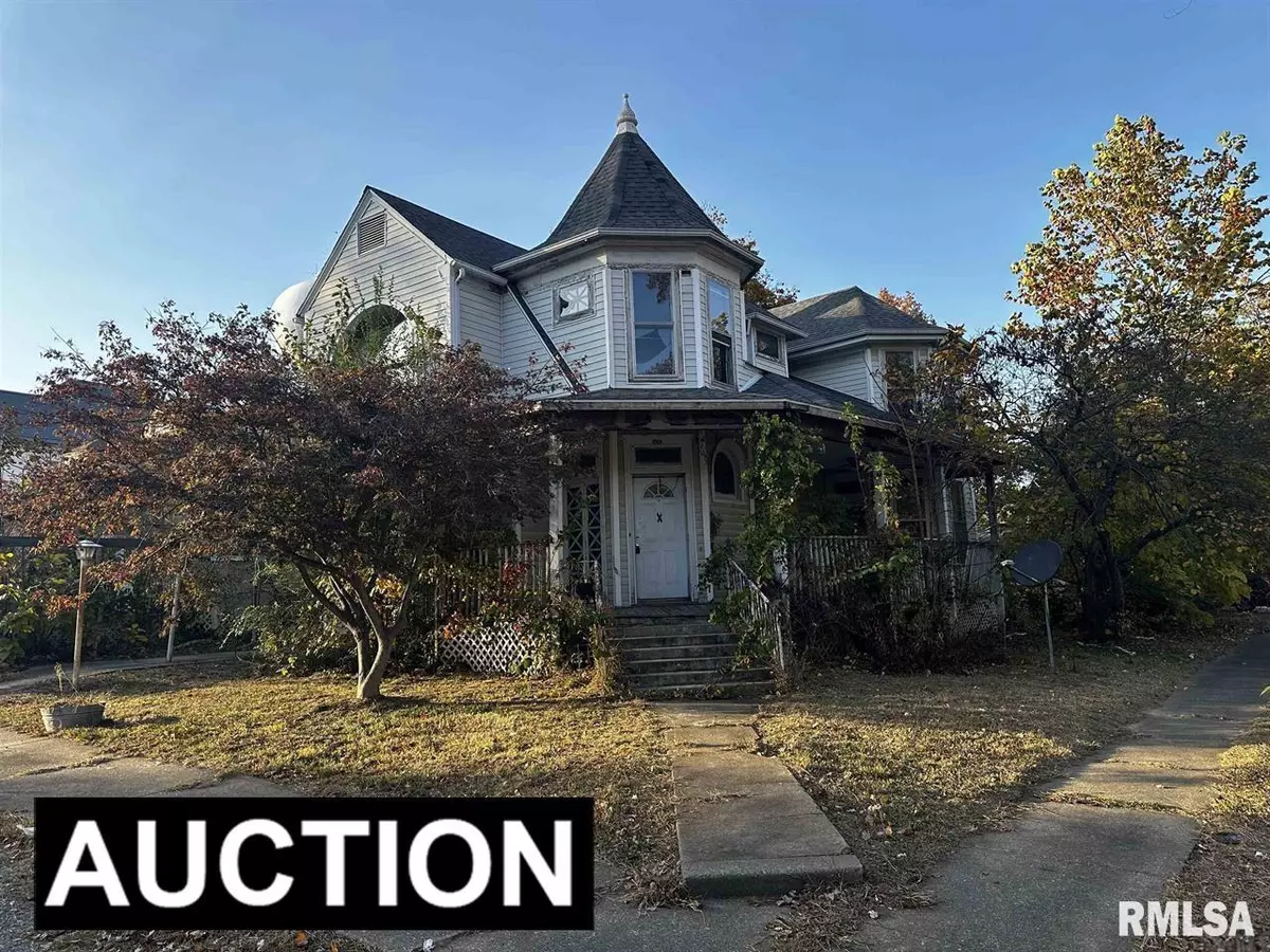 Mcleansboro, IL 62859,300 N PEARL ST