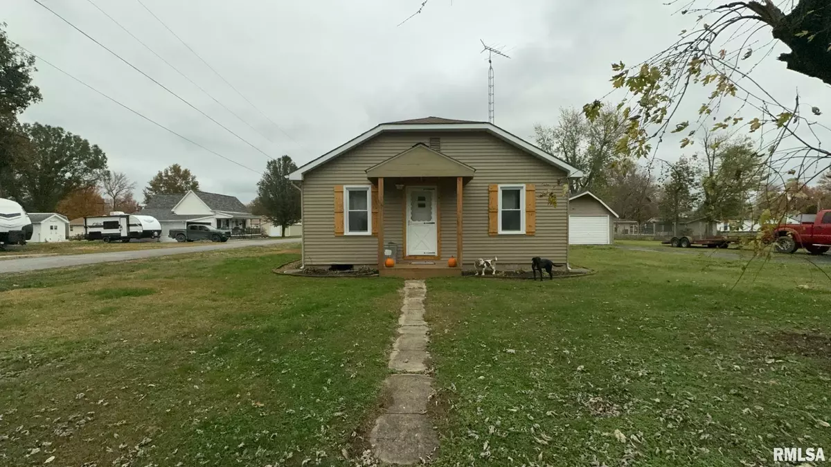 Sesser, IL 62884,610 N LOCUST ST