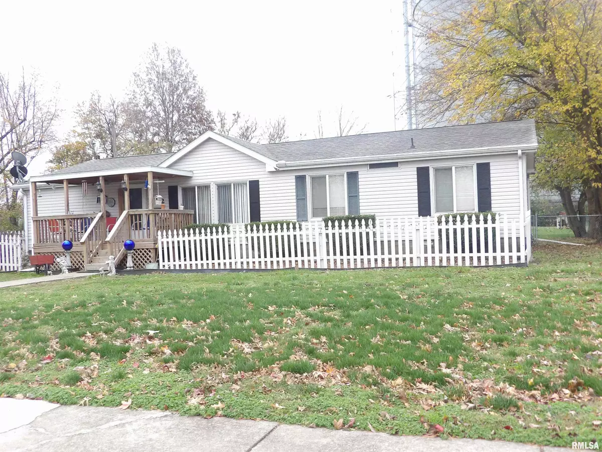 Benton, IL 62812-0000,402 E WEBSTER ST