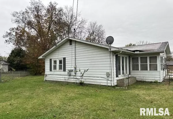 Galatia, IL 62953,119 W MAIN ST