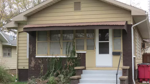 504 N WASHINGTON ST, Duquoin, IL 62832