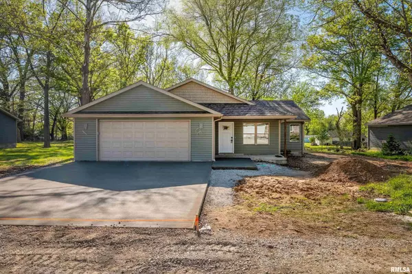 212 Saddie LN, Cambria, IL 62915