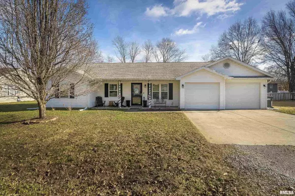 108 Weisbrook LN, Carterville, IL 62918