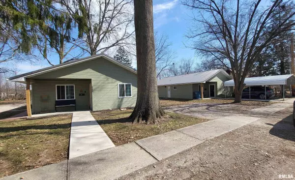 117 N MORRISON ST, Centralia, IL 62801