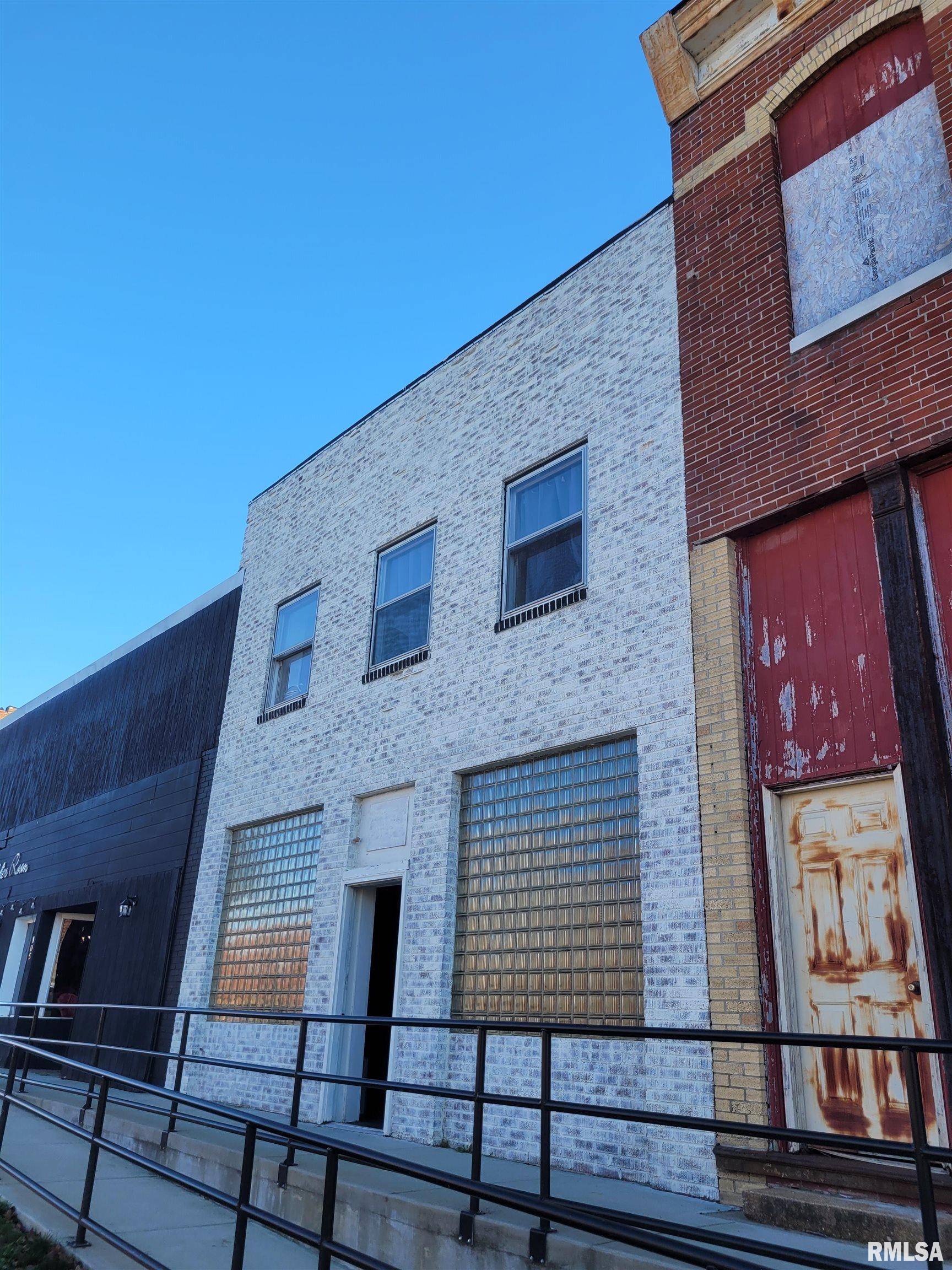 Sesser, IL 62884,105 E FRANKLIN ST