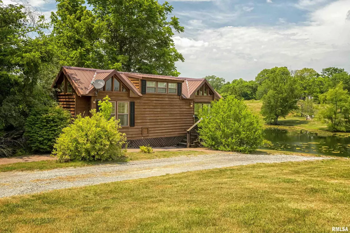 Cobden, IL 62920,8595 US HWY 51 N HWY