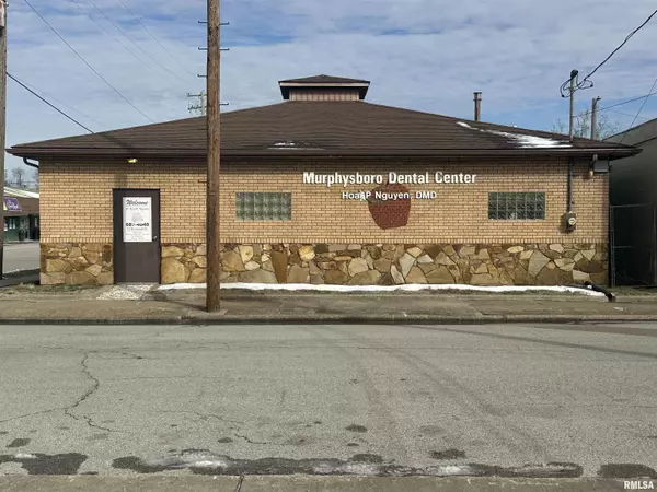 1116 LOCUST ST, Murphysboro, IL 62966