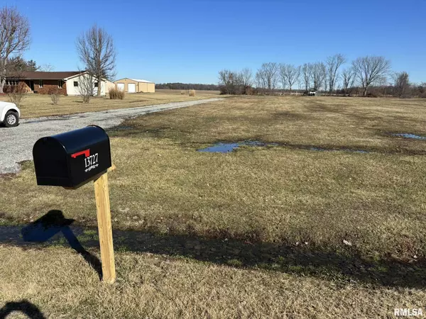 Benton, IL 62812,13727 LEISURE LN