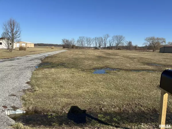 Benton, IL 62812,13727 LEISURE LN